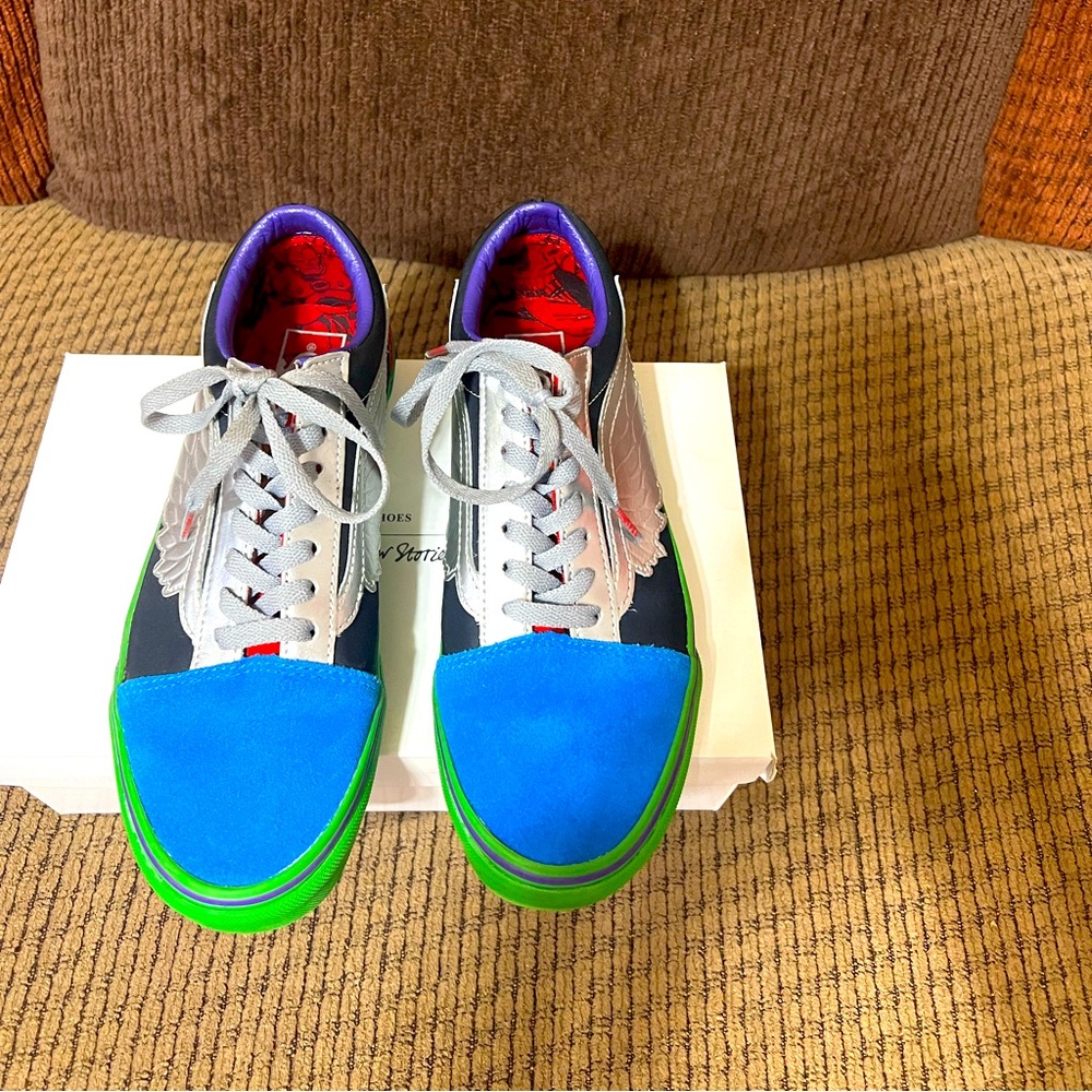 VANS shoes, MARVEL collaboration. Size 7 1/2 good condition.